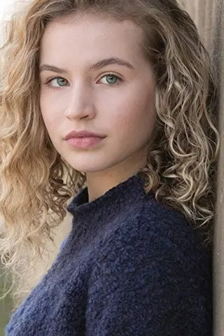 Peliculas de Eloise Lushina
