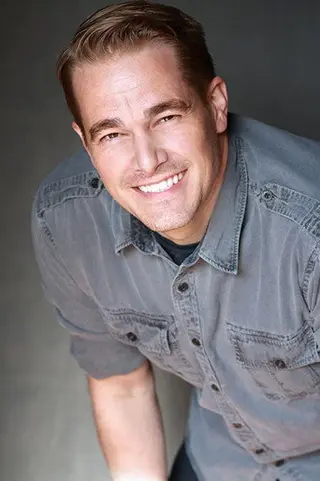 Peliculas de Ethan McDowell