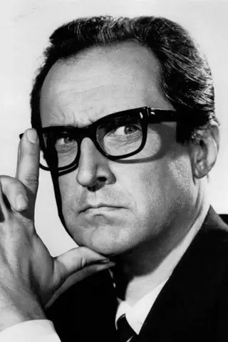 Peliculas de Roger Bowen