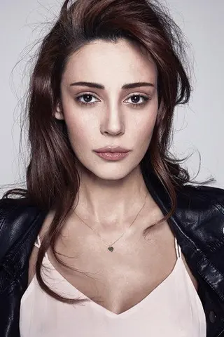 Cansu Melis Karakus - Córka • Potomstwo