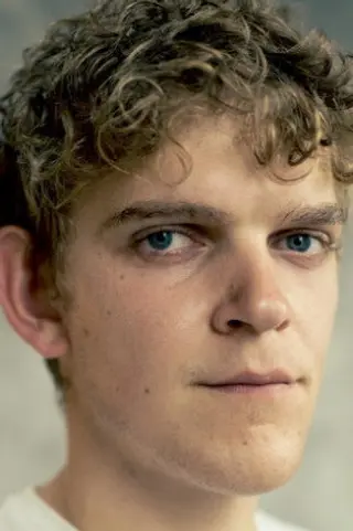 Peliculas de Angus Cooper