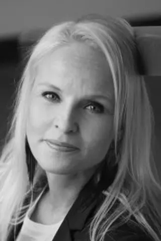 Anna-Elina Lyytikäinen - Altura • Físico