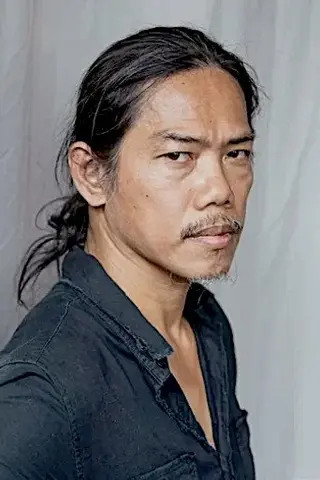 Peliculas de Teerawat Mulvilai