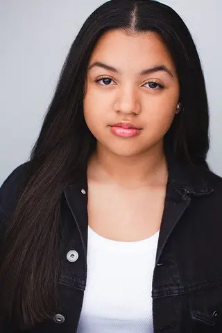 Peliculas de Dylan Chloe Dash