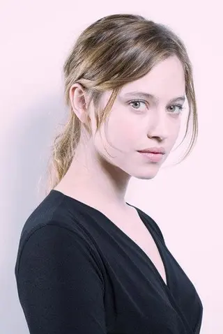 Peliculas de Lou de Laâge