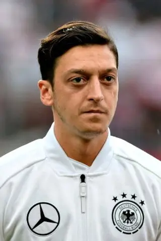 Peliculas de Mesut Özil
