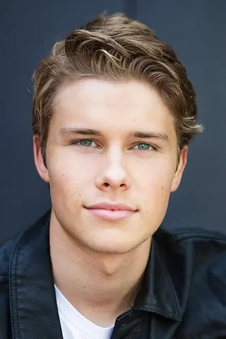 Peliculas de Logan Shroyer