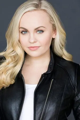 Peliculas de Chelsea Rae Bernier