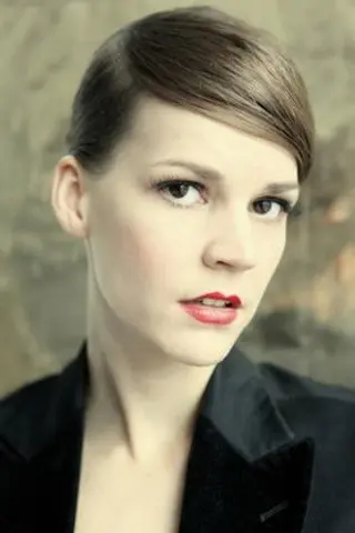 Zuzana Stavná - Altura • Físico
