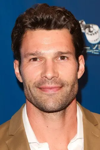 Peliculas de Aaron O'Connell