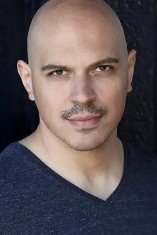 Peliculas de Adrian Matilla