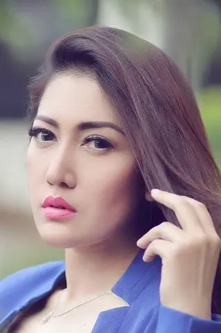 Peliculas de Asri Handayani