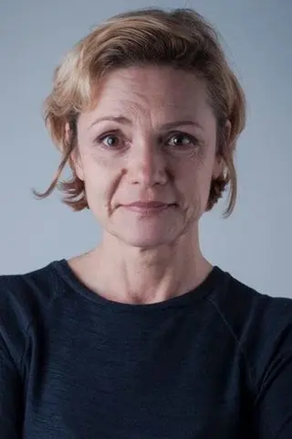 Peliculas de Aura Călărașu