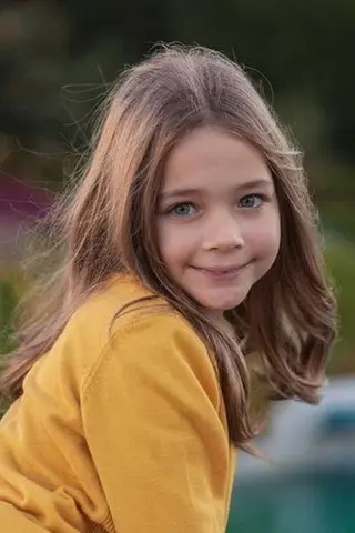 Peliculas de Nisa Sofiya Aksongur