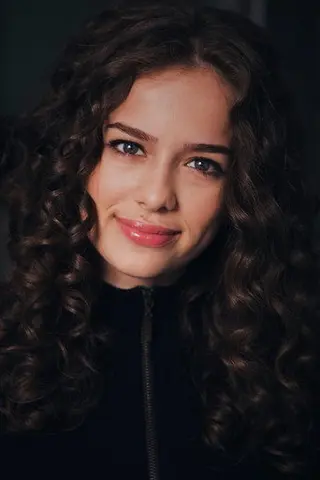 Peliculas de Aryana Engineer