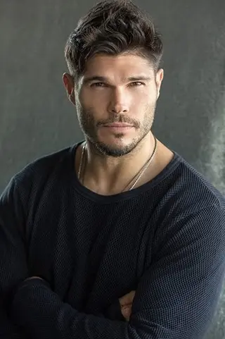Peliculas de Taylor James