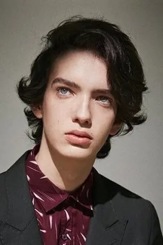 Peliculas de Kodi Smit-McPhee