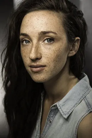 Peliculas de Ellie James