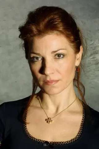 Stella Kazazi - Córka • Potomstwo