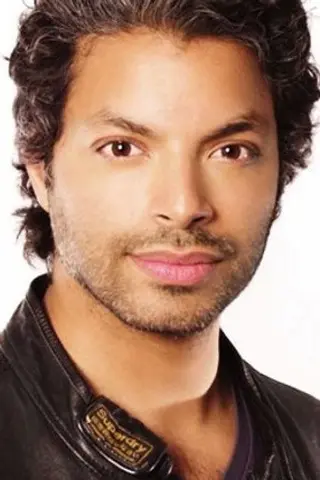 Peliculas de Erik Mathew