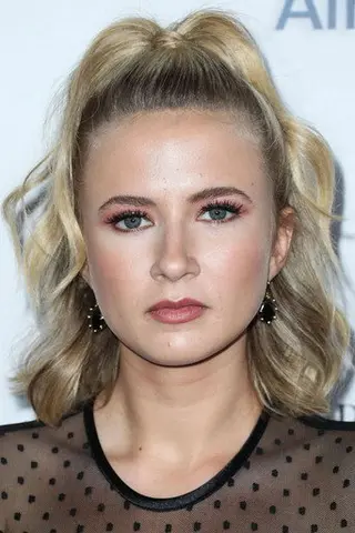 Peliculas de Eliza Bennett