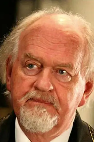Peliculas de Neville Phillips
