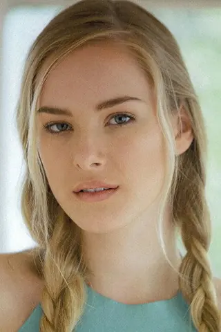 Peliculas de Emma Bellomy