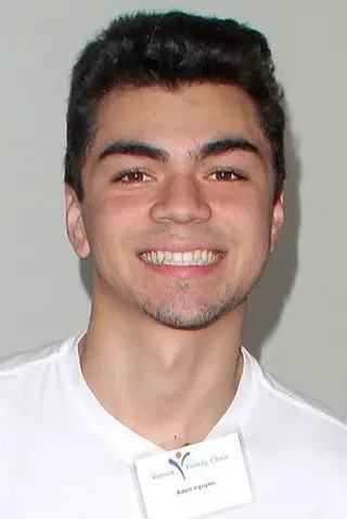 Peliculas de Adam Irigoyen