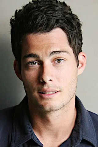 Peliculas de Brian Hallisay
