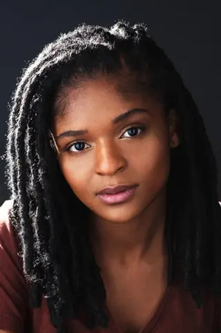 Peliculas de Dominique Thorne