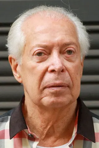 Peliculas de Carlos Lasarte