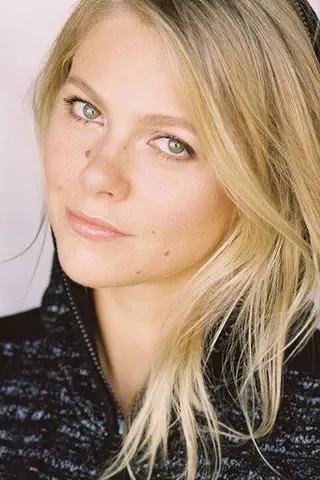 Peliculas de Lily Cowles