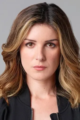Peliculas de Shenae Grimes-Beech