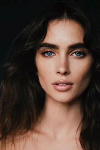 Peliculas de Elisha Herbert