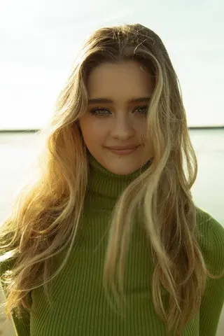 Peliculas de Lizzy Greene