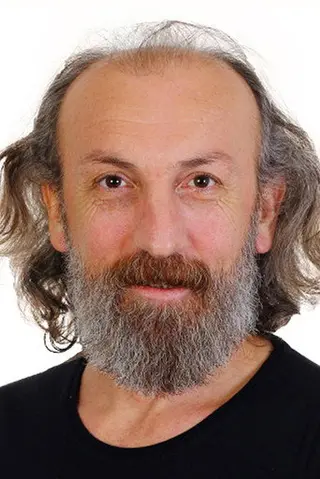 Peliculas de Ömer Naci Boz