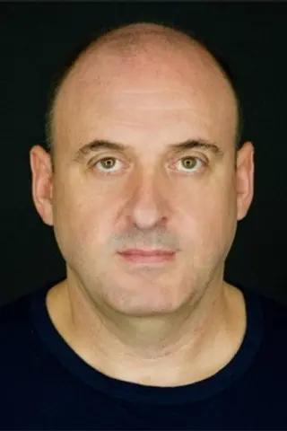 Peliculas de Mariano Llorente