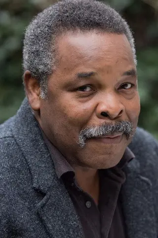 Peliculas de Raymond Anthony Thomas