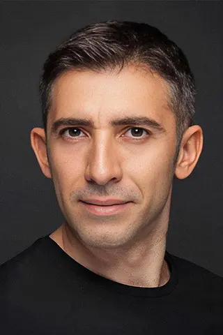 Peliculas de Mert Turak