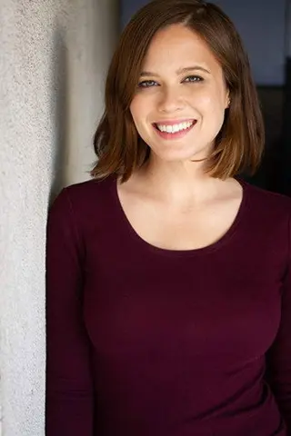 Peliculas de Leah Henoch