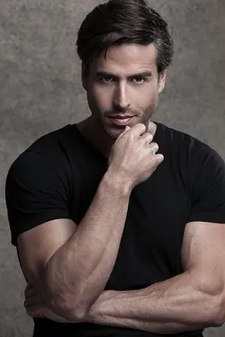 Peliculas de Raúl Olivo