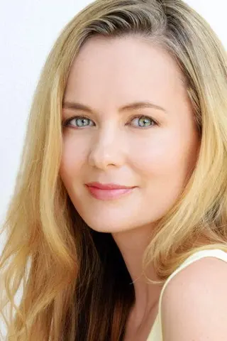 Peliculas de Camille Keenan