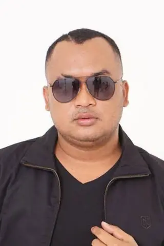 Peliculas de Adi Sudirja