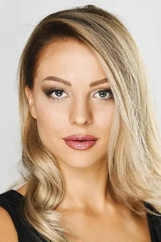 Peliculas de Erika Helin