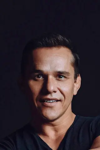 Peliculas de Steve Cardenas