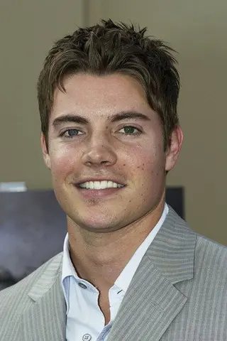Peliculas de Josh Henderson