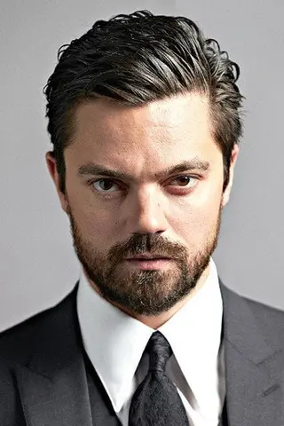 Peliculas de Dominic Cooper
