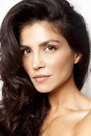Peliculas de Nazneen Contractor