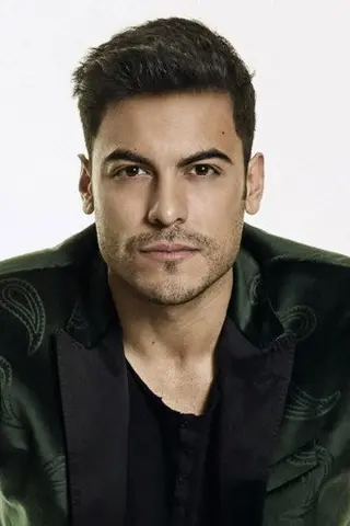 Peliculas de Carlos Rivera