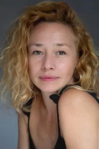 Peliculas de Ellie Piercy